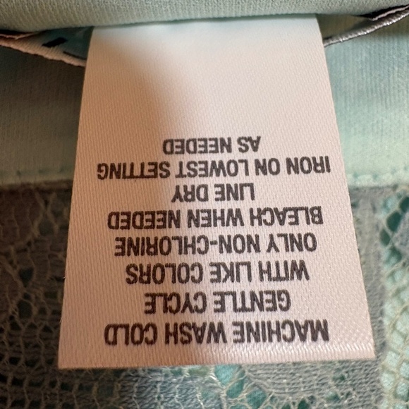 Light Turquoise knee-length lace skirt Size 14 - Picture 7 of 7